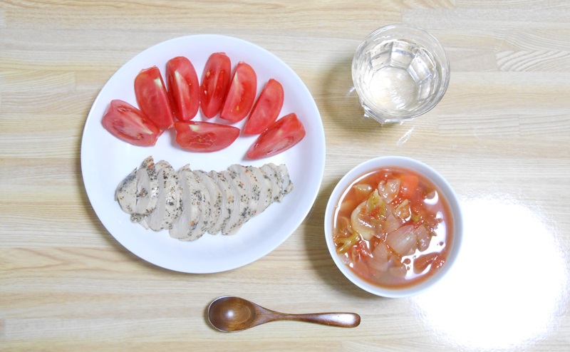 脂肪燃焼スープ4日目：トマトと肉の日