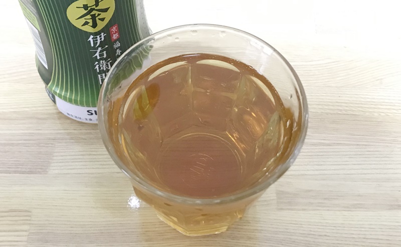 サントリー | 伊右衛門 特茶を飲む